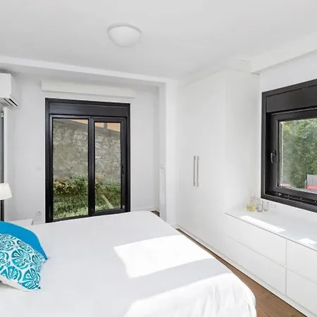 Luxury Modern Oasis W Private Garden! #25 * 伊斯坦布尔