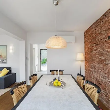 度假居 Luxury Modern Oasis W Private Garden! #25 *